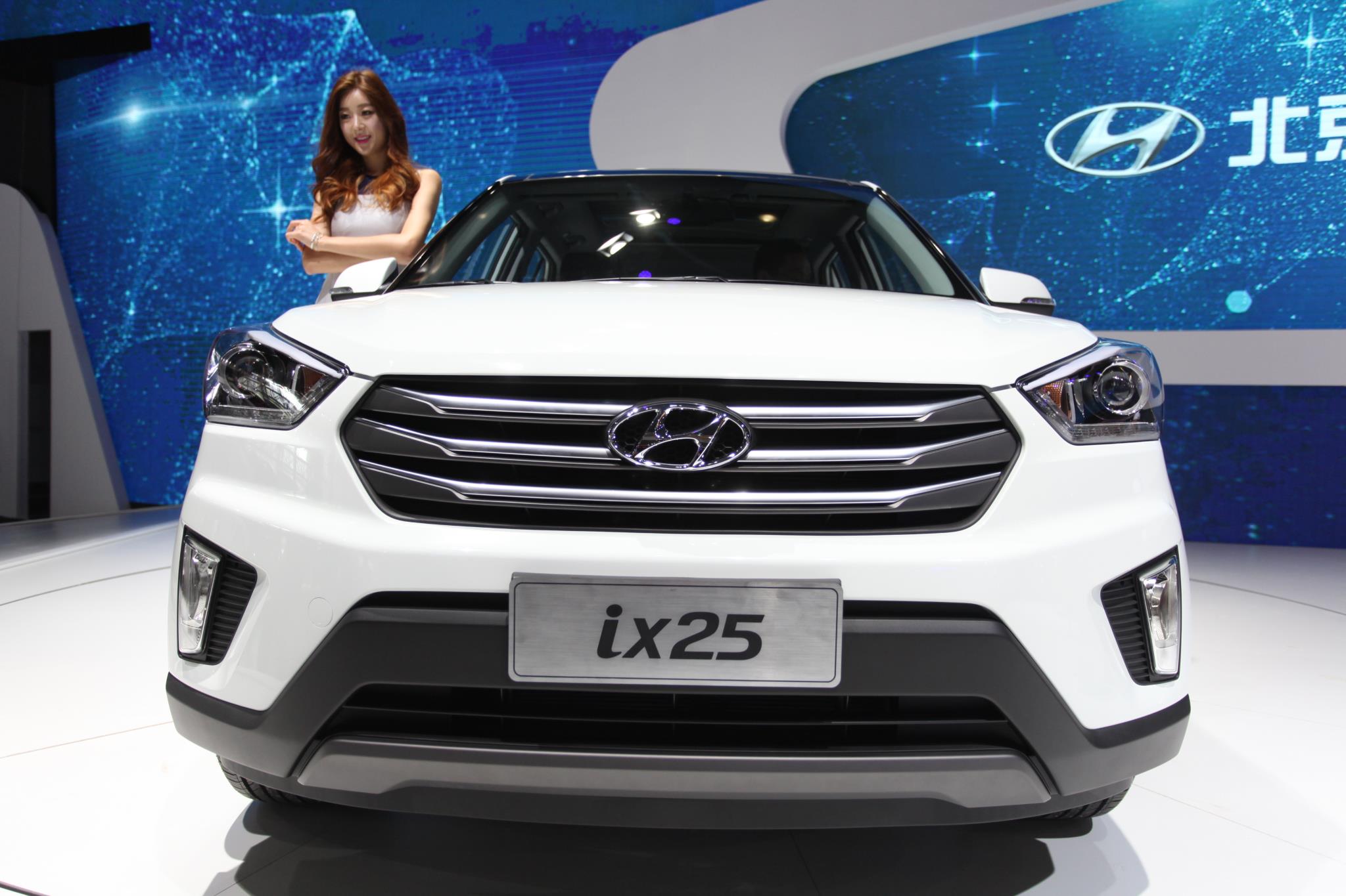 北京现代ix25 2015款 1.6l 自动两驱智能型gls