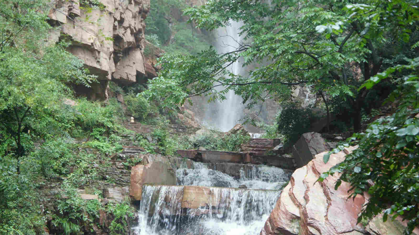九龙峡高山露营音乐节