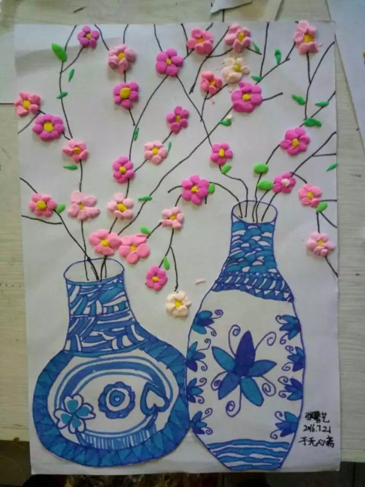 童画之青花瓷瓶装饰画(点一点更多)