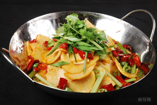【干锅土豆片】16元