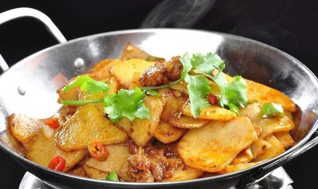 干锅土豆片