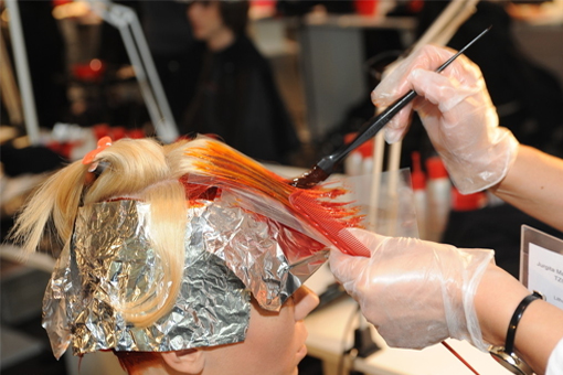 23元秒杀原价50元的焗油带剪发(仅限男性)开始啦!