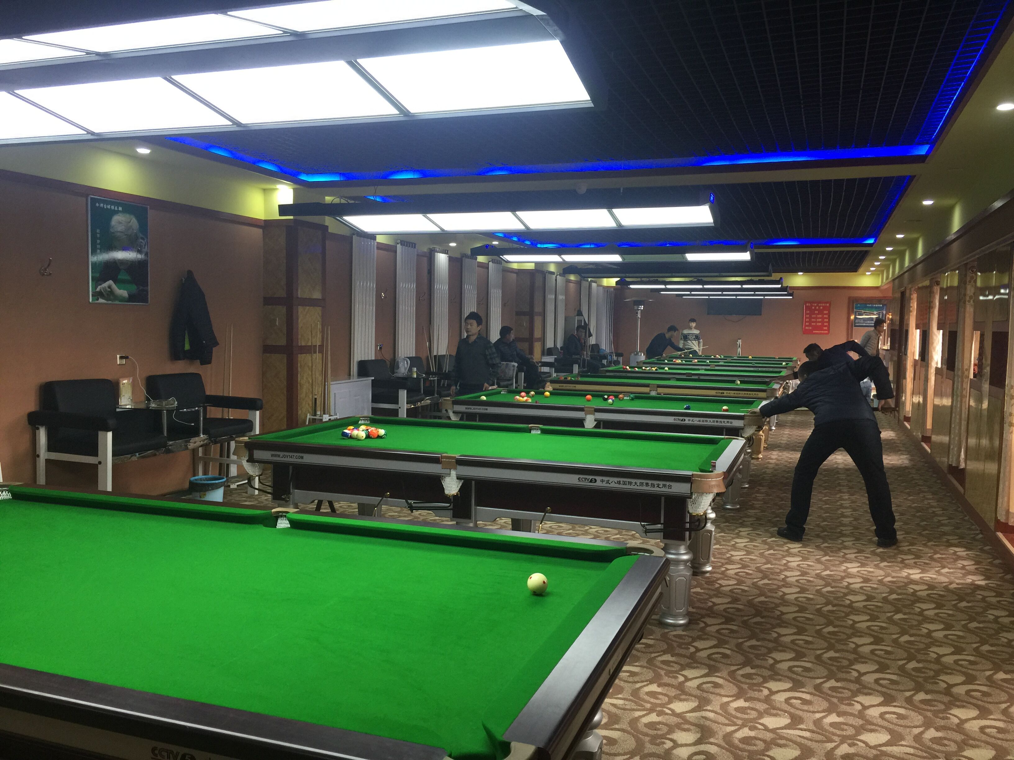 令牌台球俱乐部