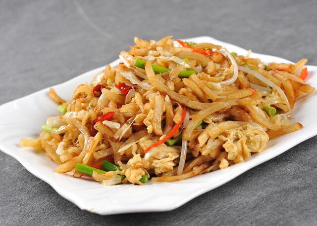 蛋炒饼丝  5元/小份  6元/中份