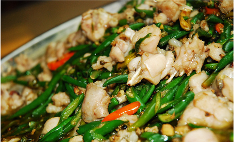 尖椒牛蛙【热菜】