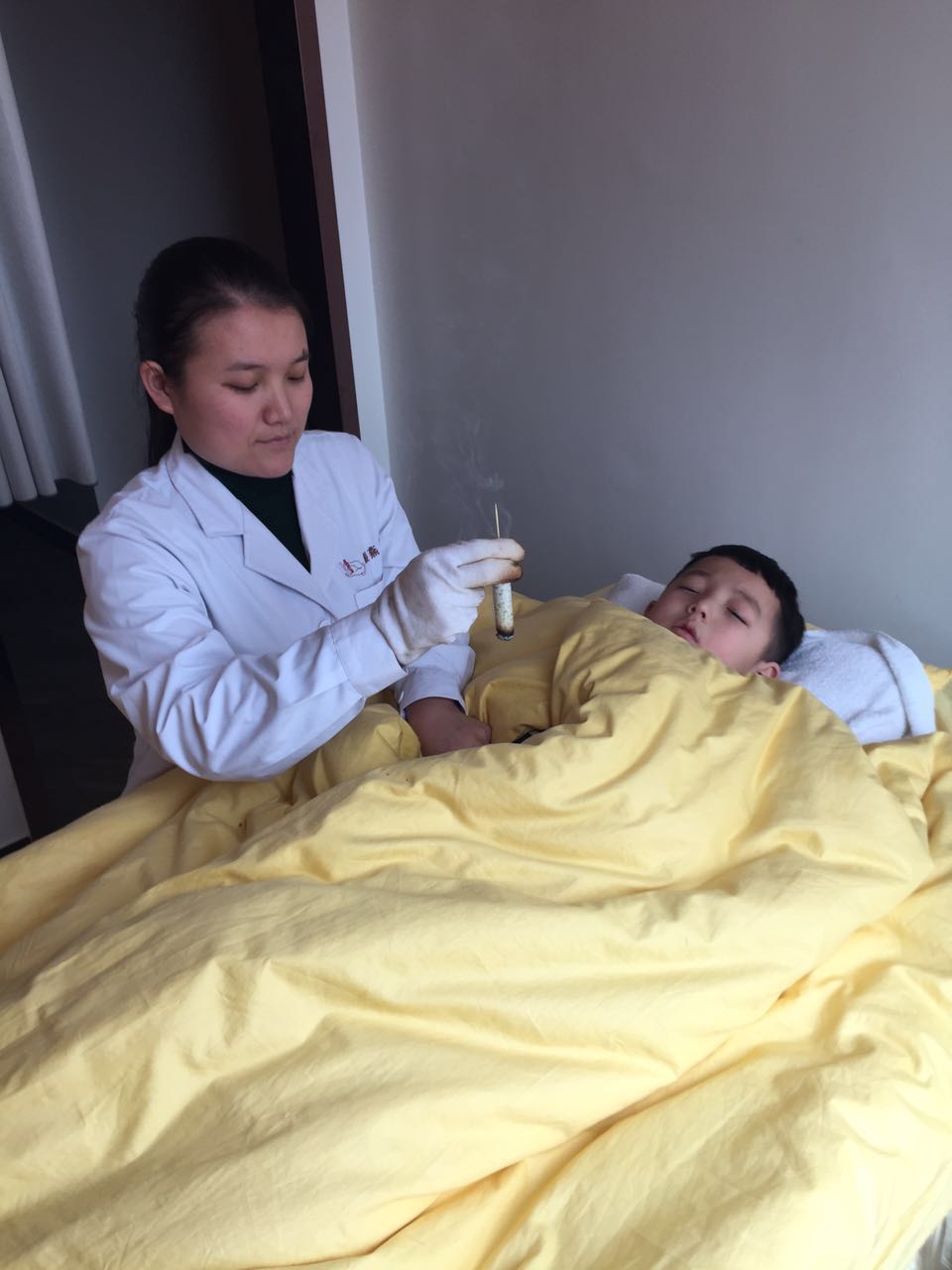 银燕悬灸颐养院【悬灸调理】