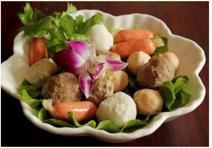 品火锅新贵,享健康美味,就到【老灶火锅】