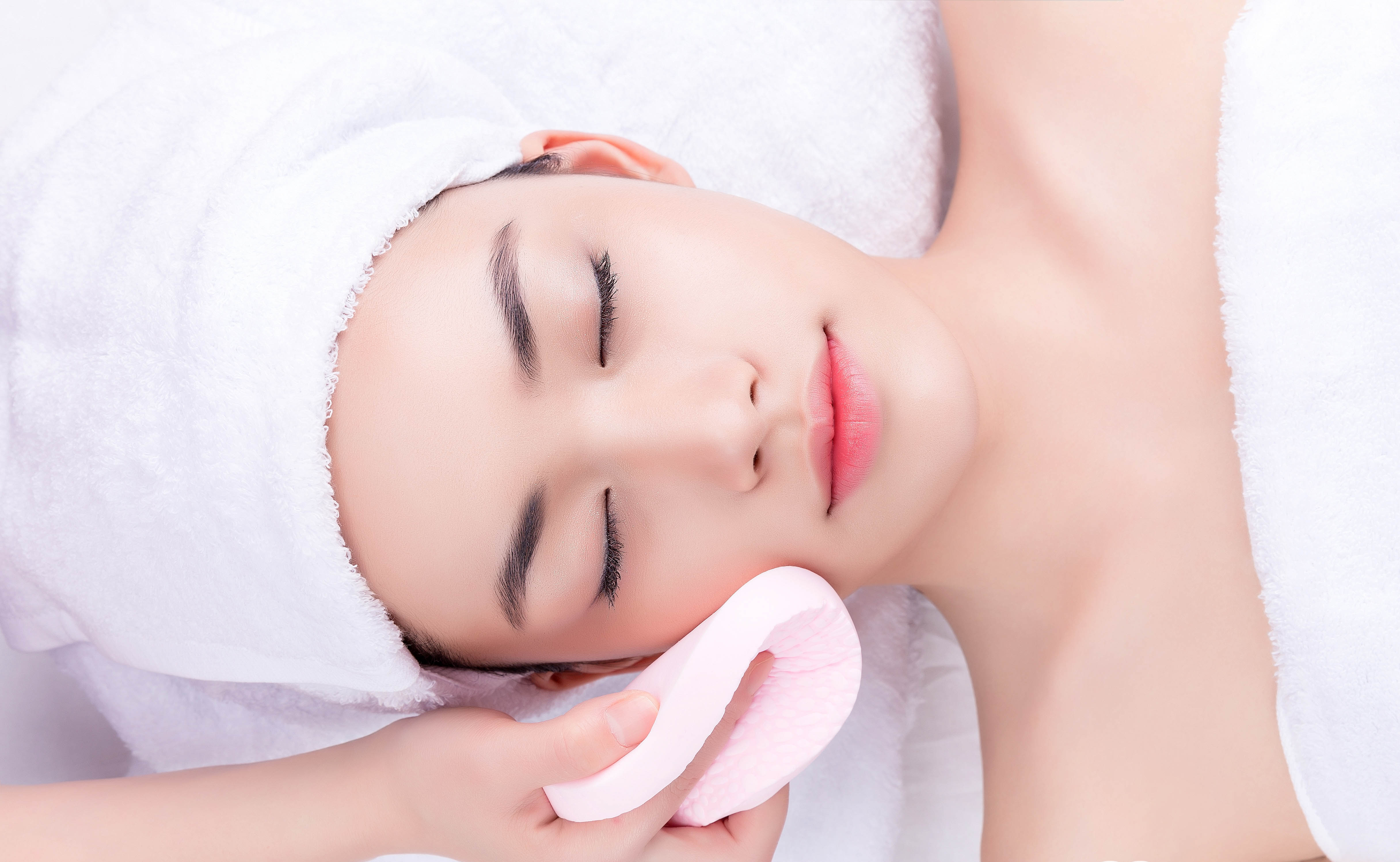 姿婷深层补水一次 活动时间:11月22号---12月12号 皙婷spa养生馆热线