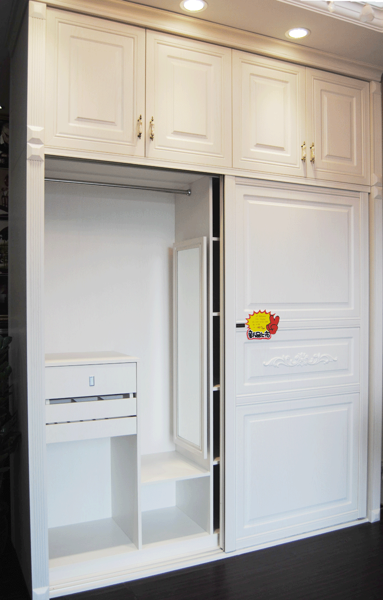 新白橡欧式高密度板实木衣柜